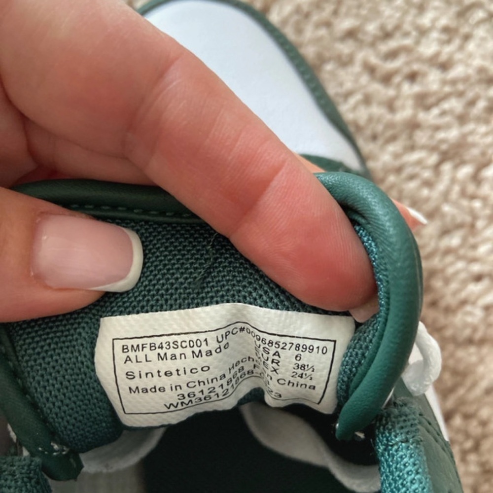 FUBU Green and White Classic Sneakers NWT - Picture 4 of 4